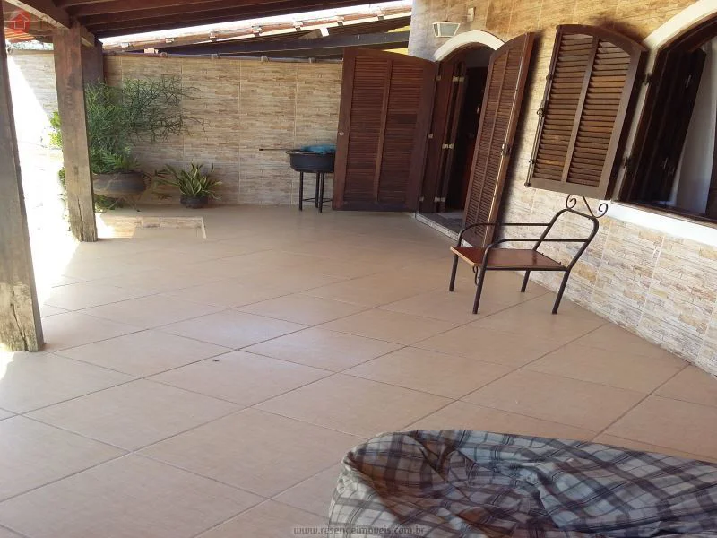 Foto 8 de 11 - Casa para aluguel em Vila Verde